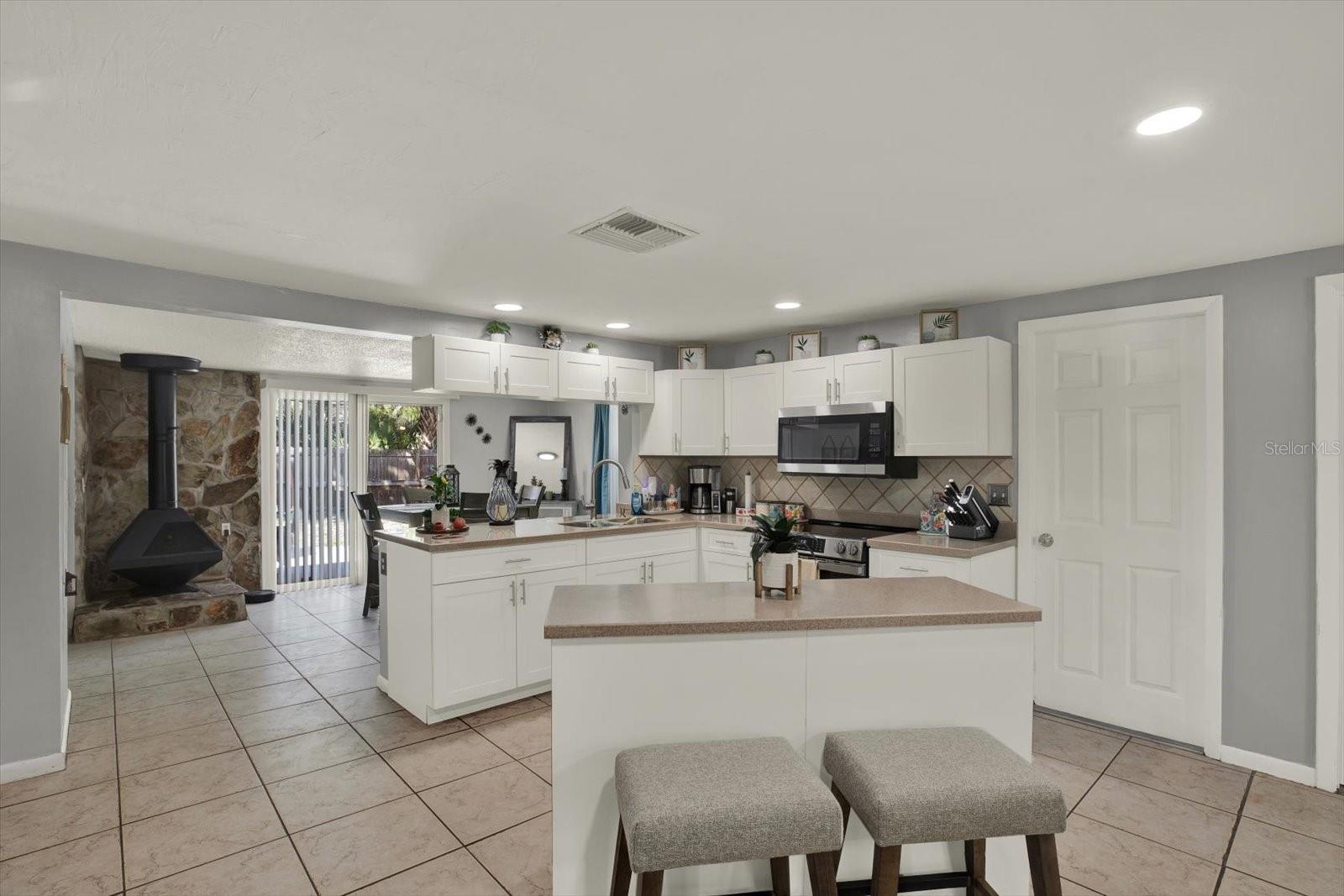 5609 QUIST DR, PORT RICHEY, FL — photo 5