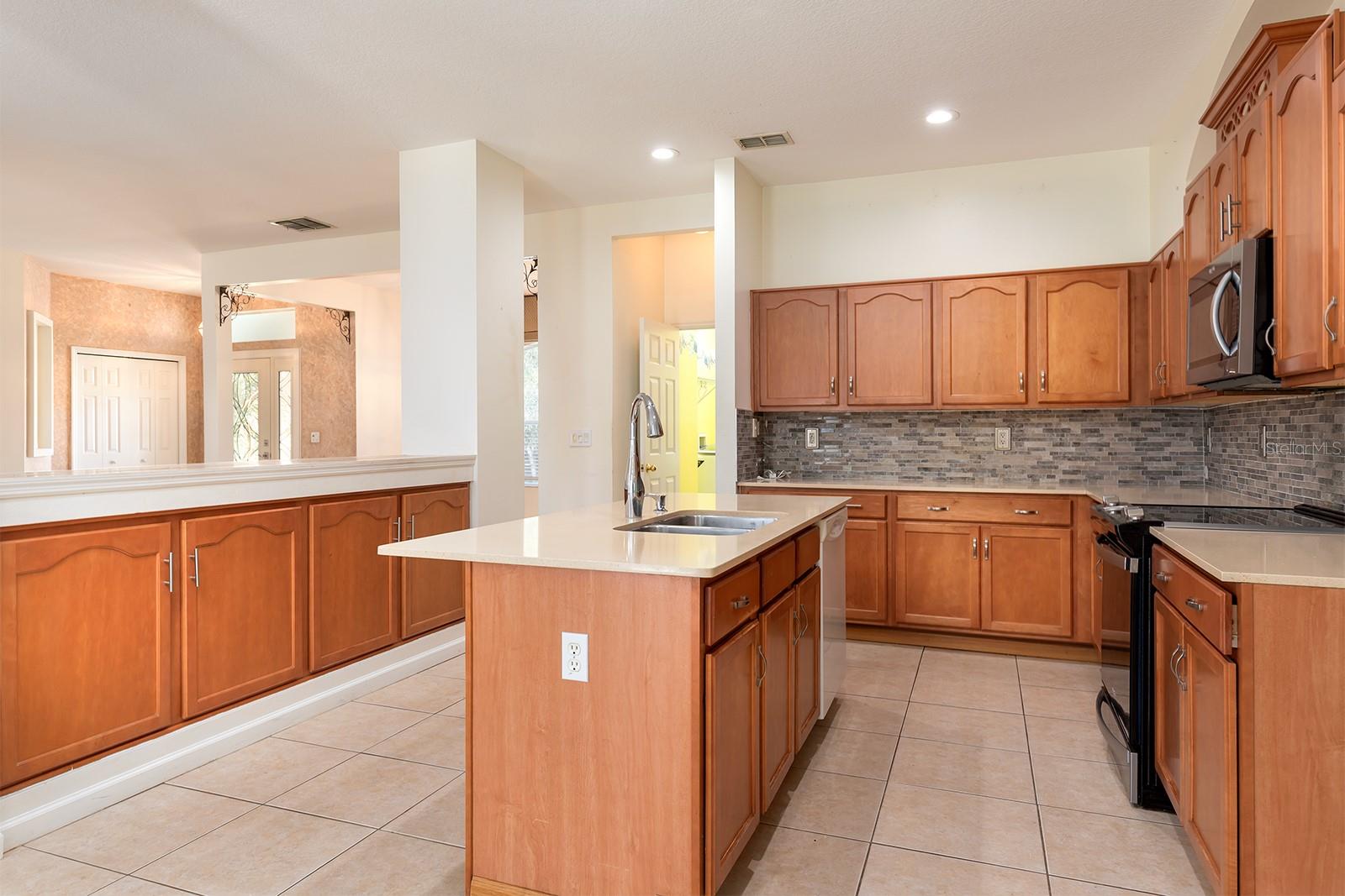 13409 VIA ROMA CIR, CLERMONT, FL — photo 14