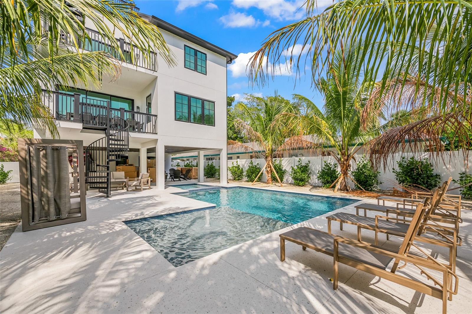 128 FILLMORE DR, SARASOTA, FL — photo 4