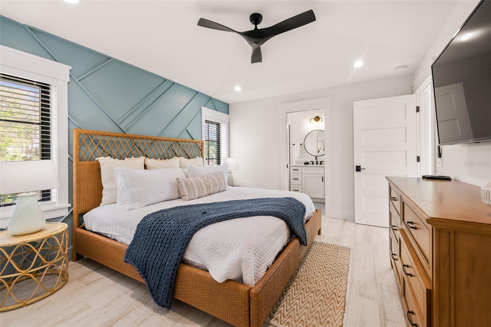 128 FILLMORE DR, SARASOTA, FL — photo 30