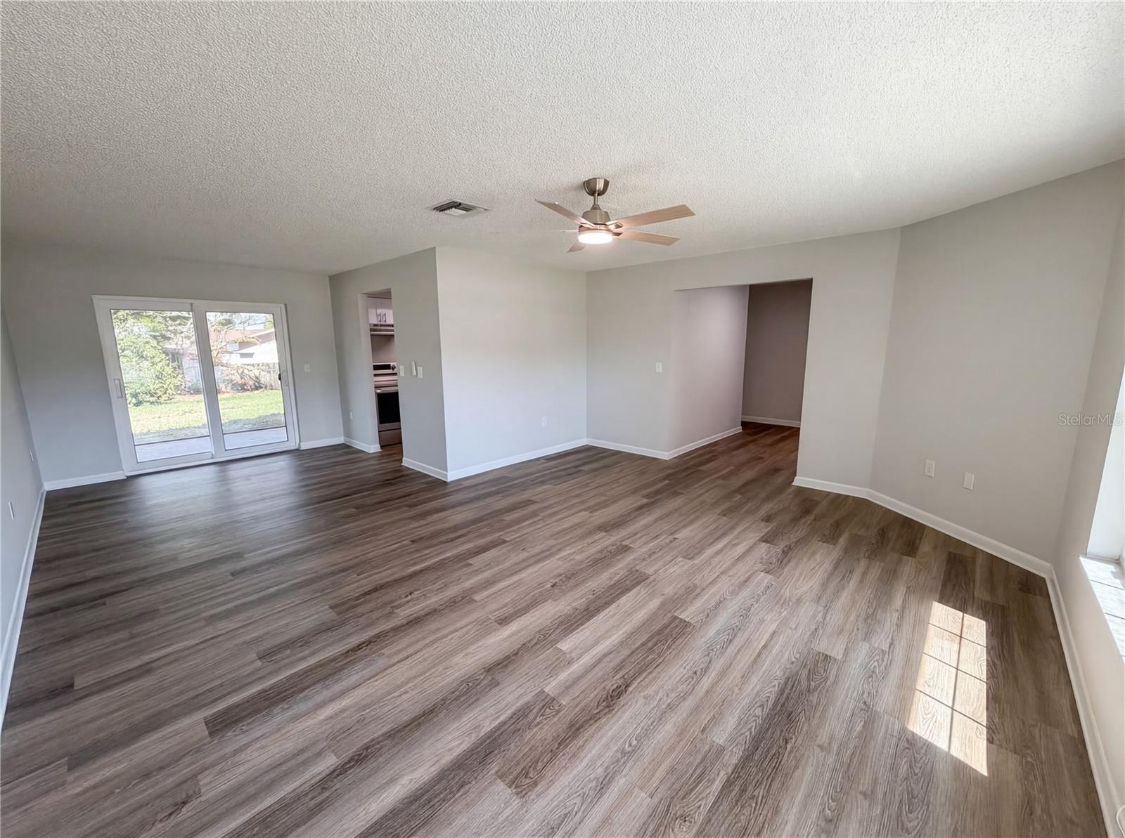 1512 CASCADE CT, DUNEDIN, FL — photo 8