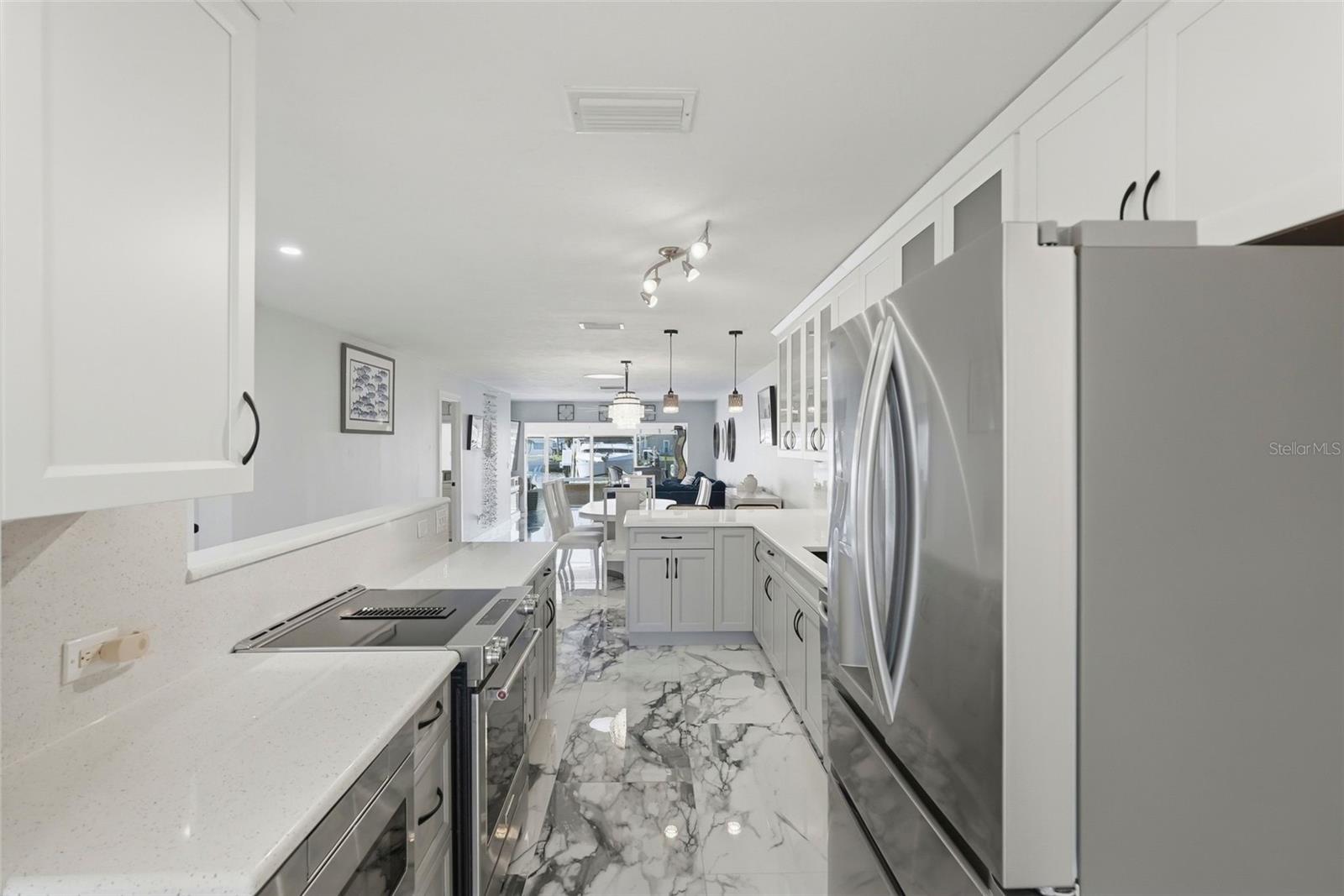 573 BOCA CIEGA POINT BLVD N, ST PETERSBURG, FL — photo 10