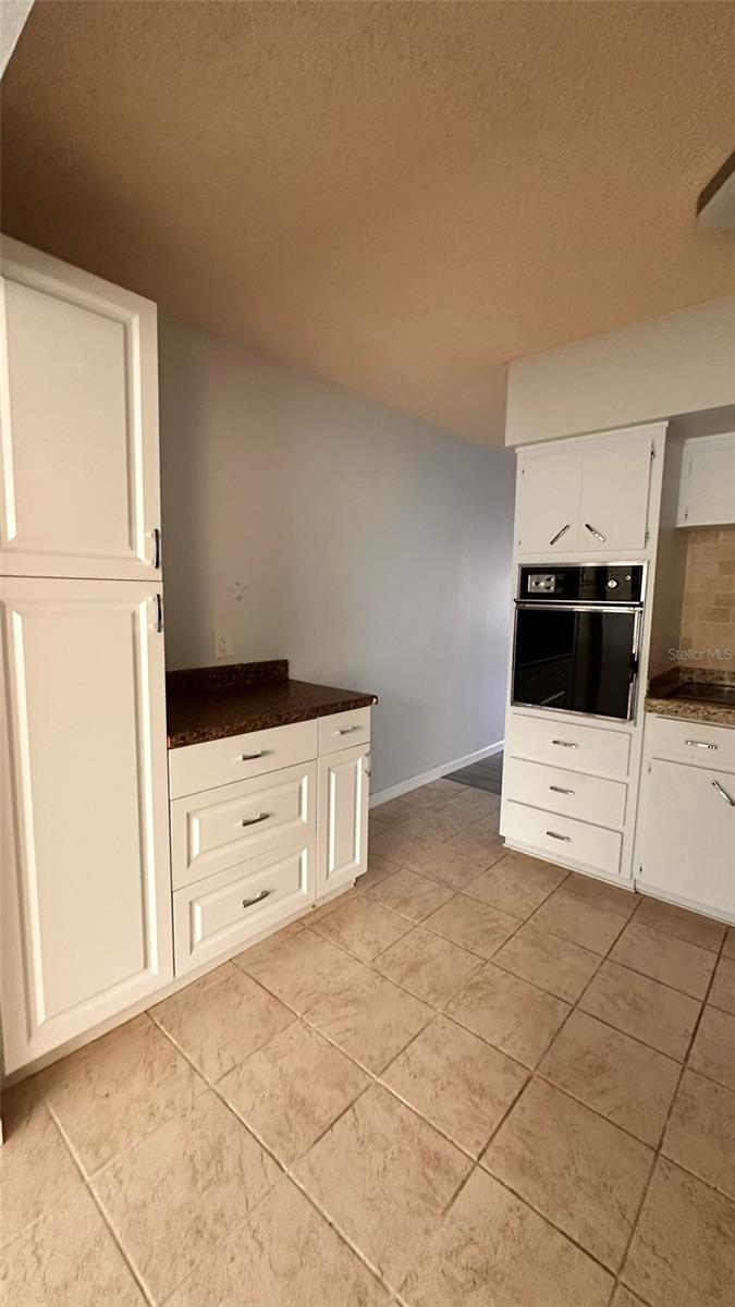 2330 ECUADORIAN WAY #32, CLEARWATER, FL — photo 15