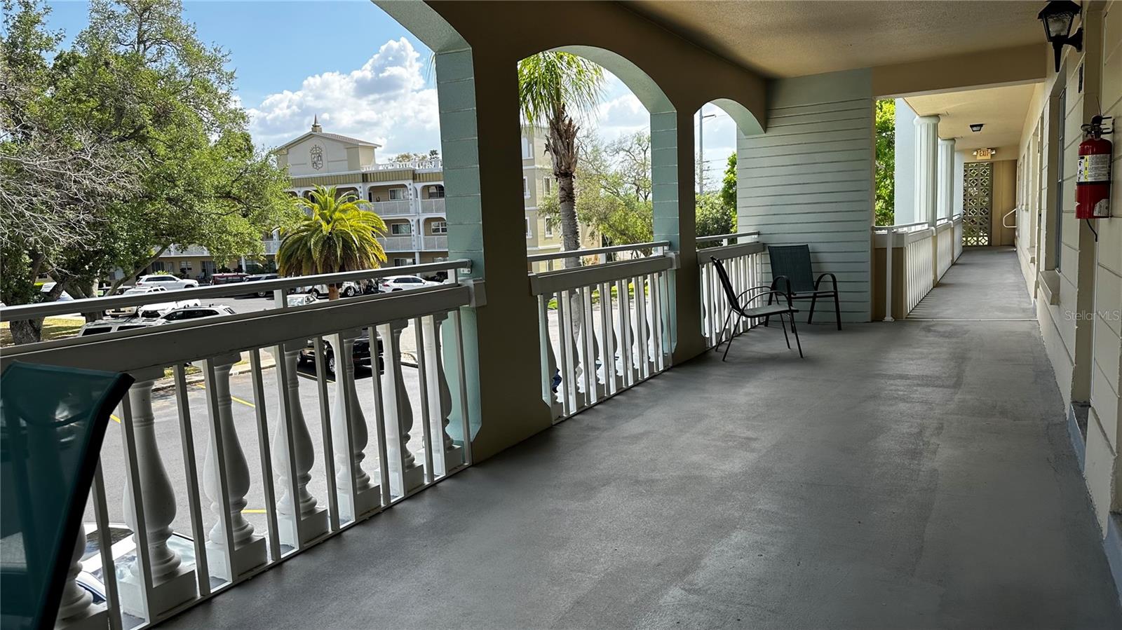 2330 ECUADORIAN WAY #32, CLEARWATER, FL — photo 2