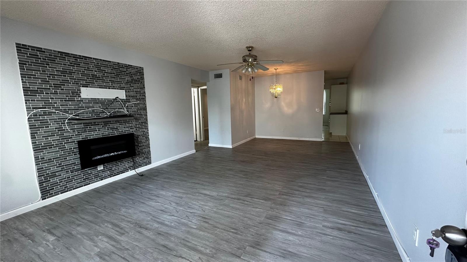 2330 ECUADORIAN WAY #32, CLEARWATER, FL — photo 7