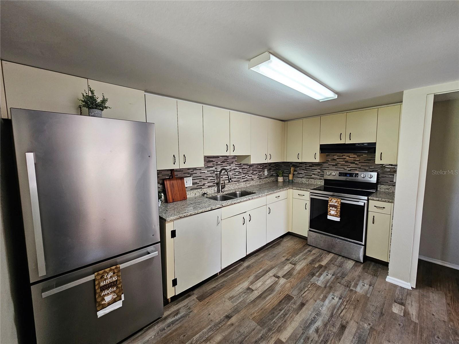 8142 FAIRWAYS CIR #S204, OCALA, FL — photo 8