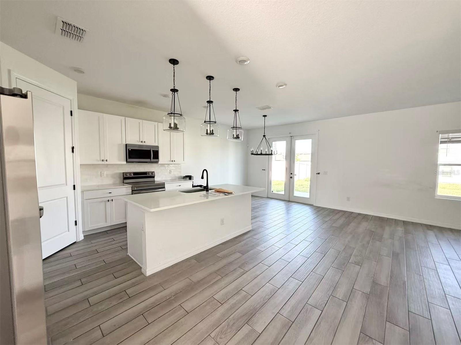 2077 DERWENT DR, DAVENPORT, FL — photo 3
