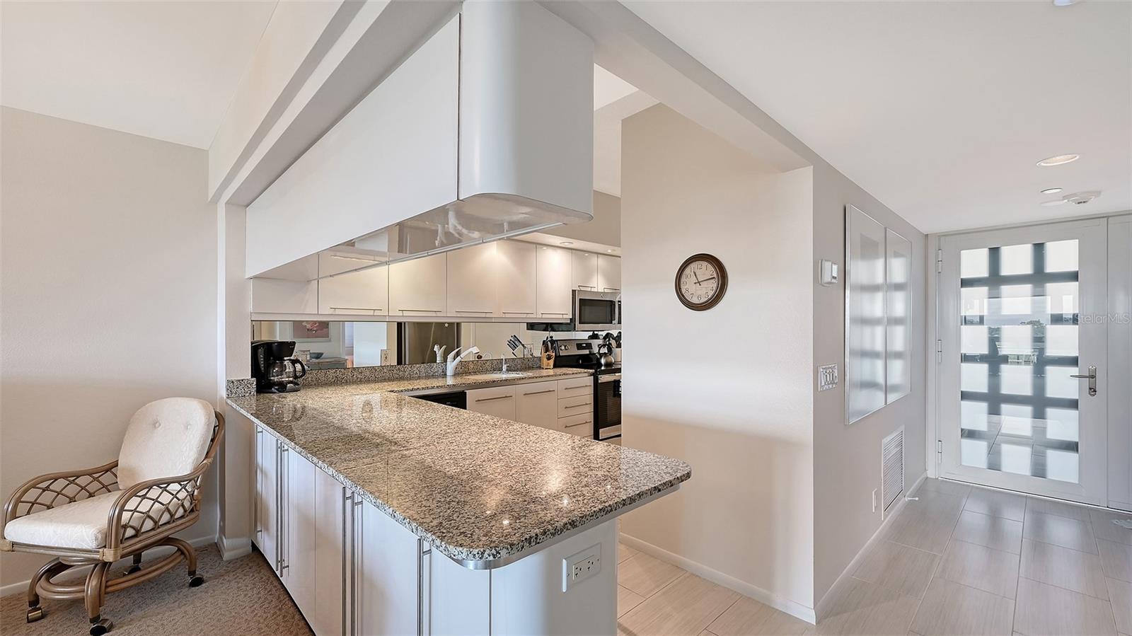 1085 GULF OF MEXICO DR #404, LONGBOAT KEY, FL — photo 9