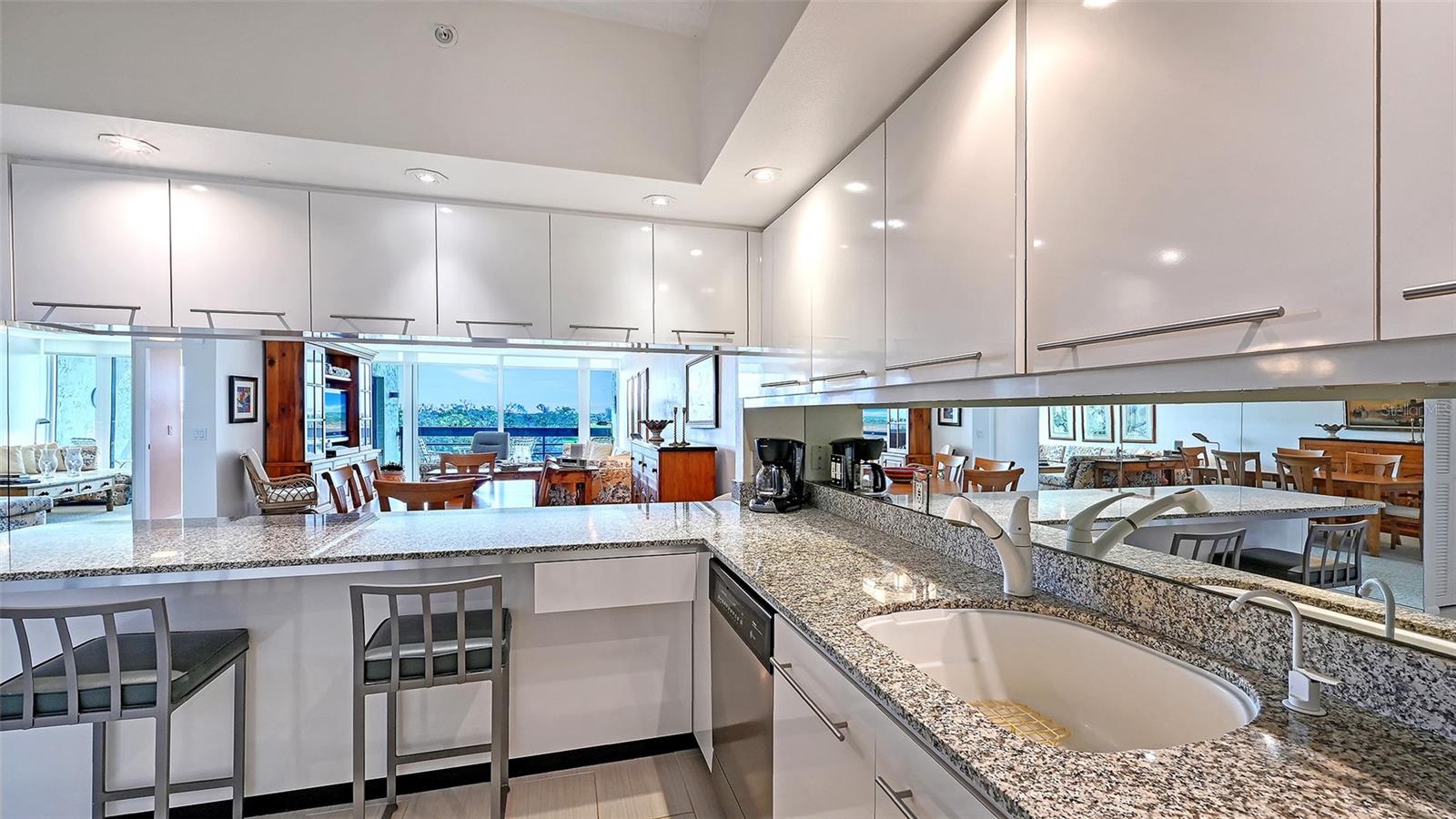 1085 GULF OF MEXICO DR #404, LONGBOAT KEY, FL — photo 11