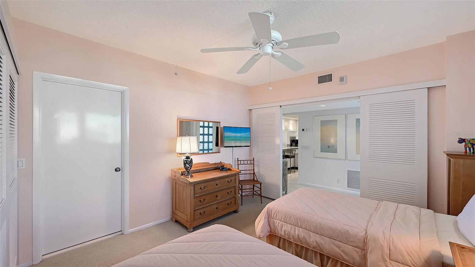 1085 GULF OF MEXICO DR #404, LONGBOAT KEY, FL — photo 19
