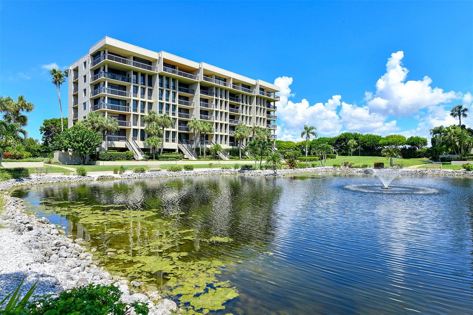 1085 GULF OF MEXICO DR #404, LONGBOAT KEY, FL — photo 37