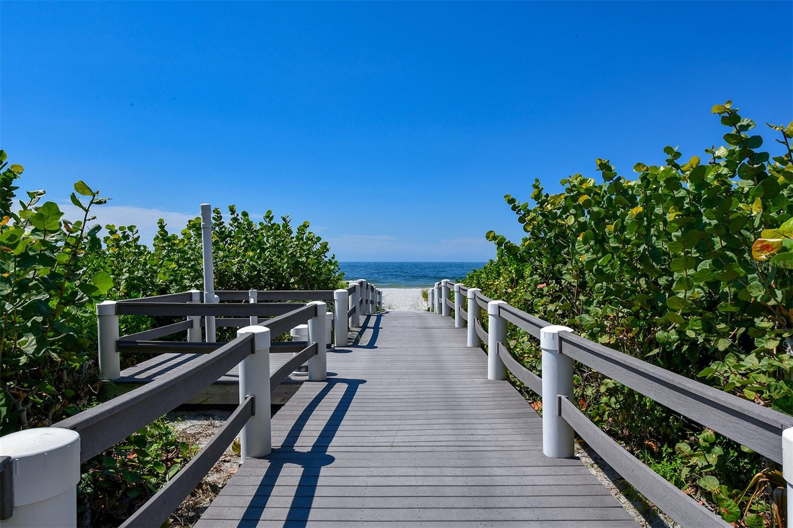 1085 GULF OF MEXICO DR #404, LONGBOAT KEY, FL — photo 39