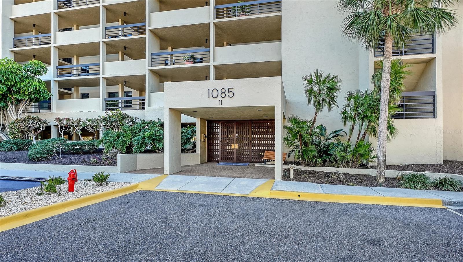 1085 GULF OF MEXICO DR #404, LONGBOAT KEY, FL