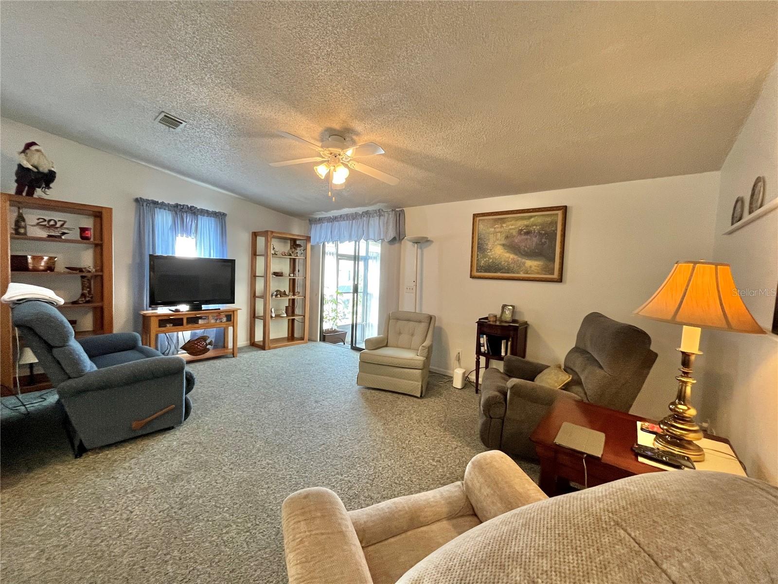 529 RAINBOW BLVD, THE VILLAGES, FL — photo 8