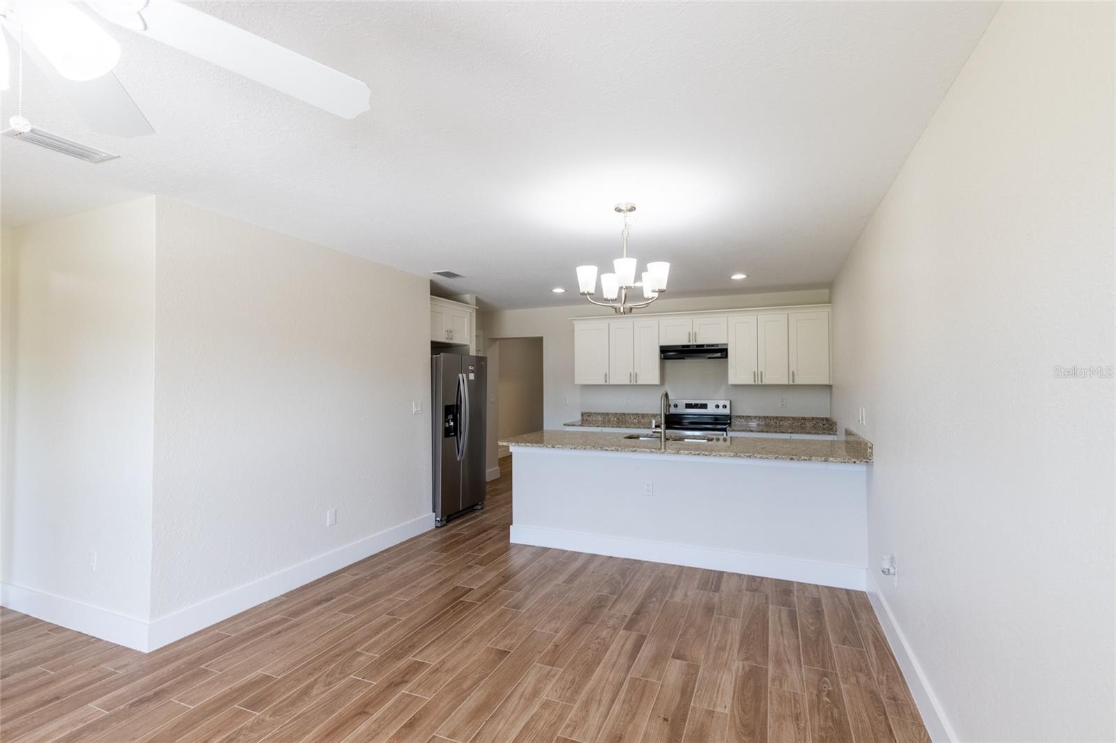 6301 CANDLER TER, SEBRING, FL — photo 8