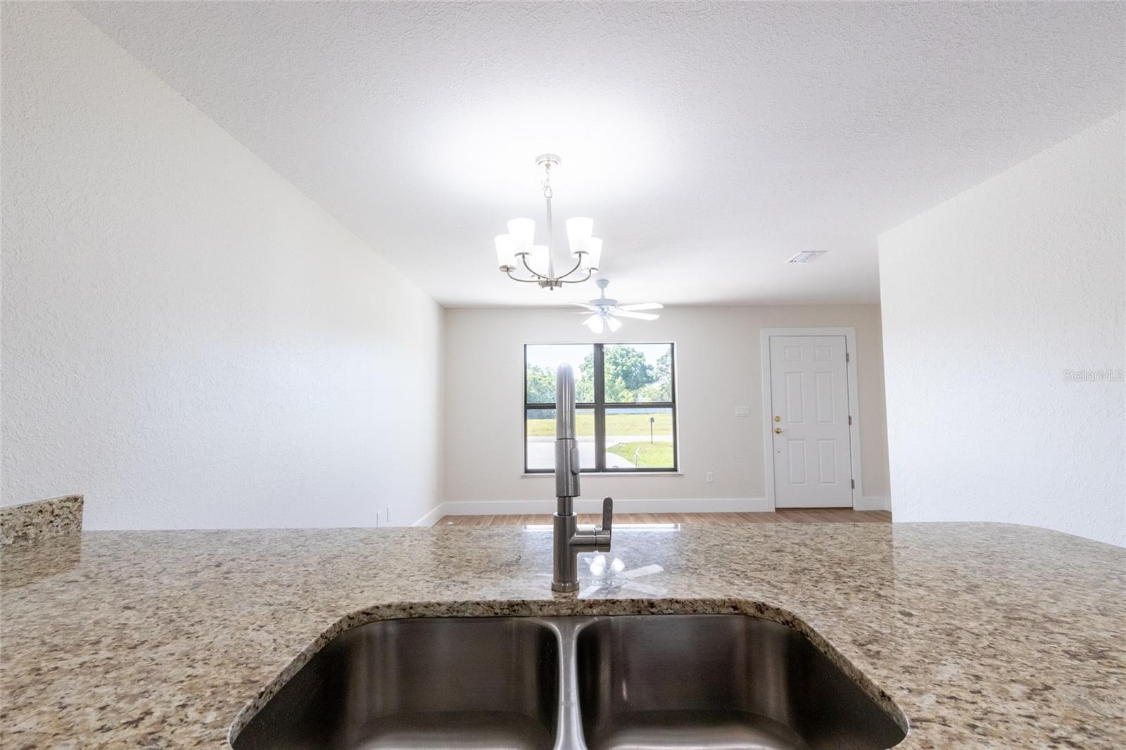 6301 CANDLER TER, SEBRING, FL — photo 11