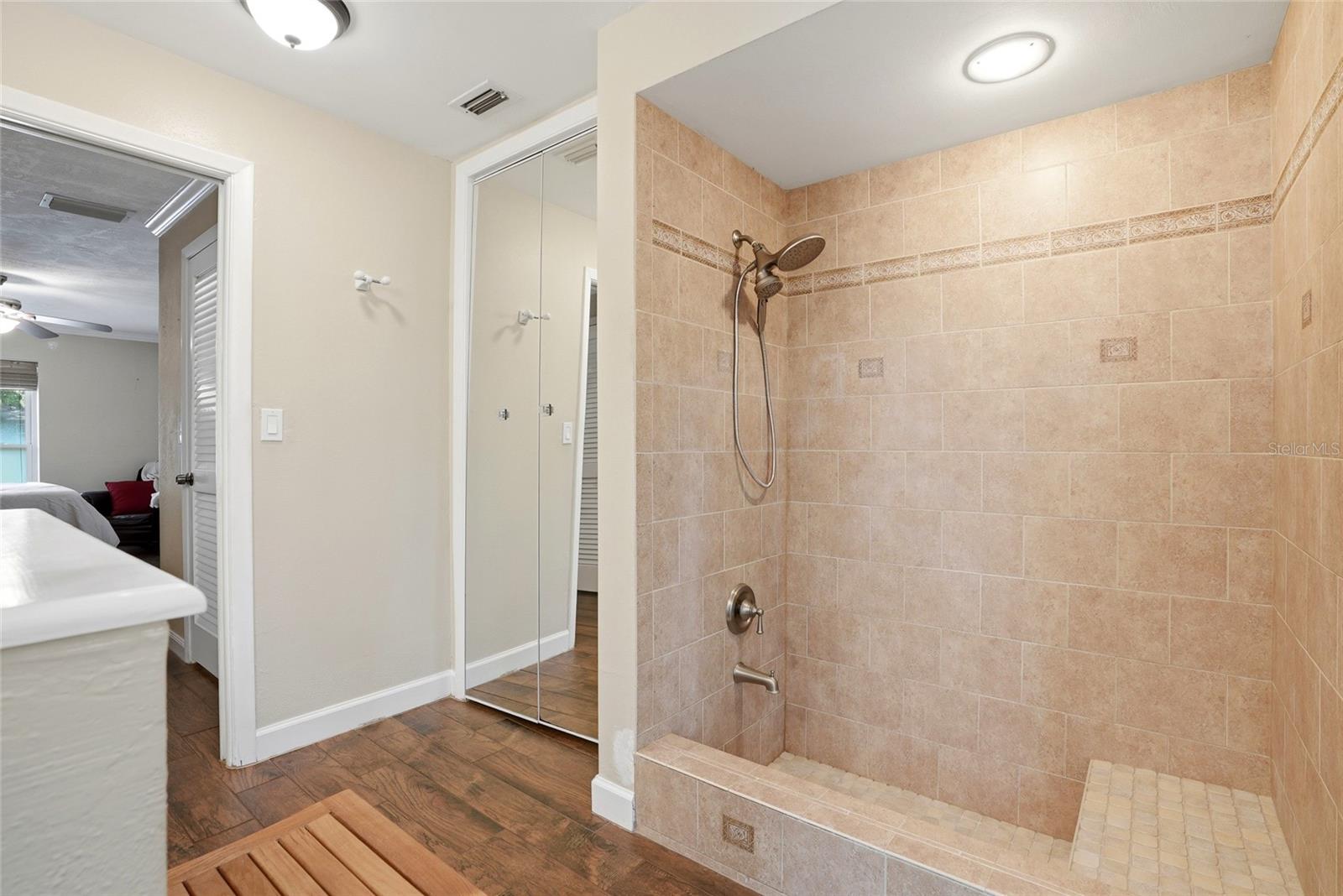 2207 WILLOWBROOK DR, CLEARWATER, FL — photo 13