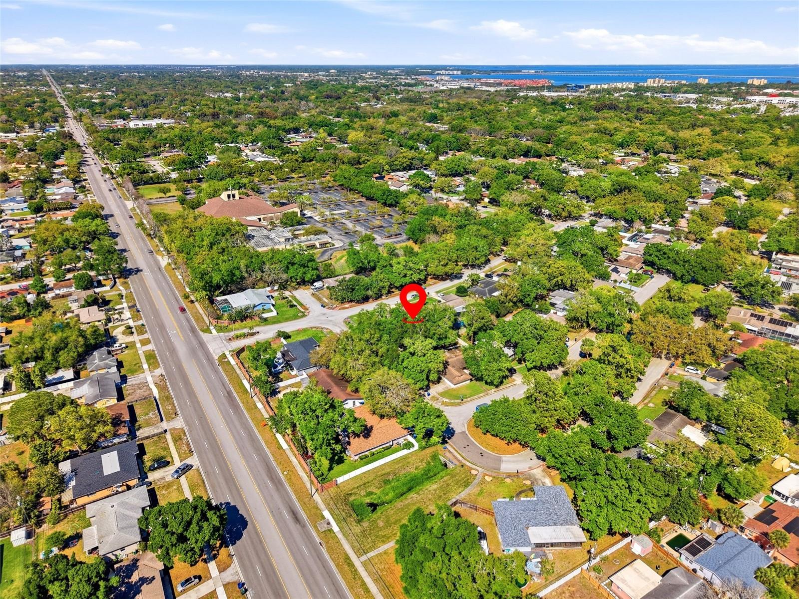 2207 WILLOWBROOK DR, CLEARWATER, FL — photo 32