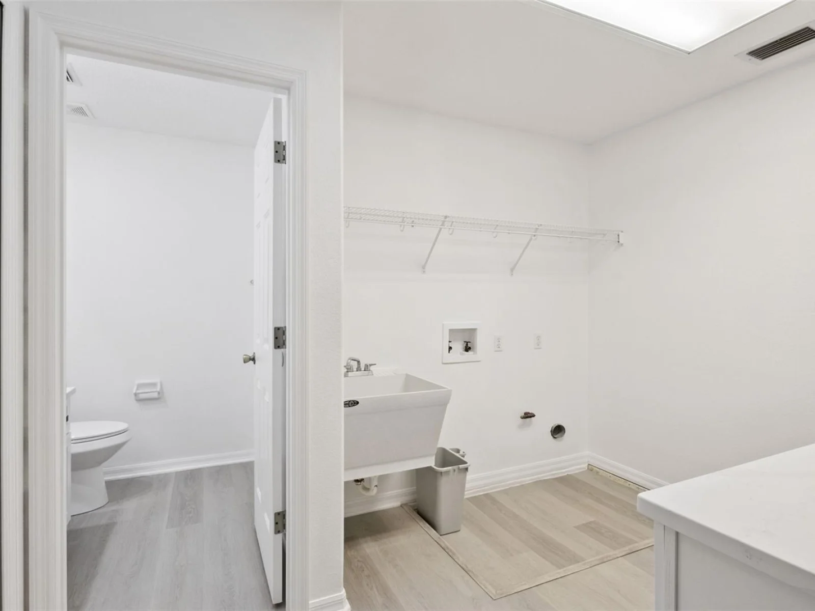 5729 KING JAMES AVE, LEESBURG, FL — photo 56