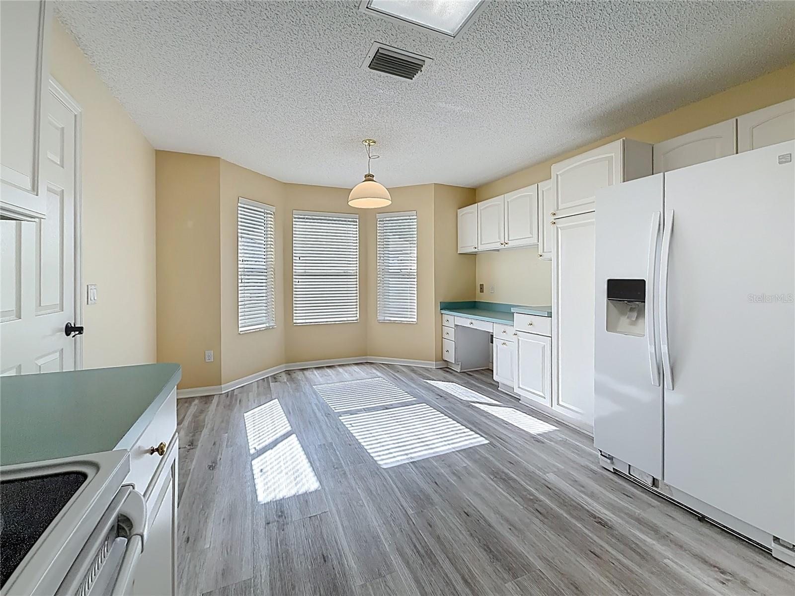 2129 ZARAGOZA PL, THE VILLAGES, FL — photo 7