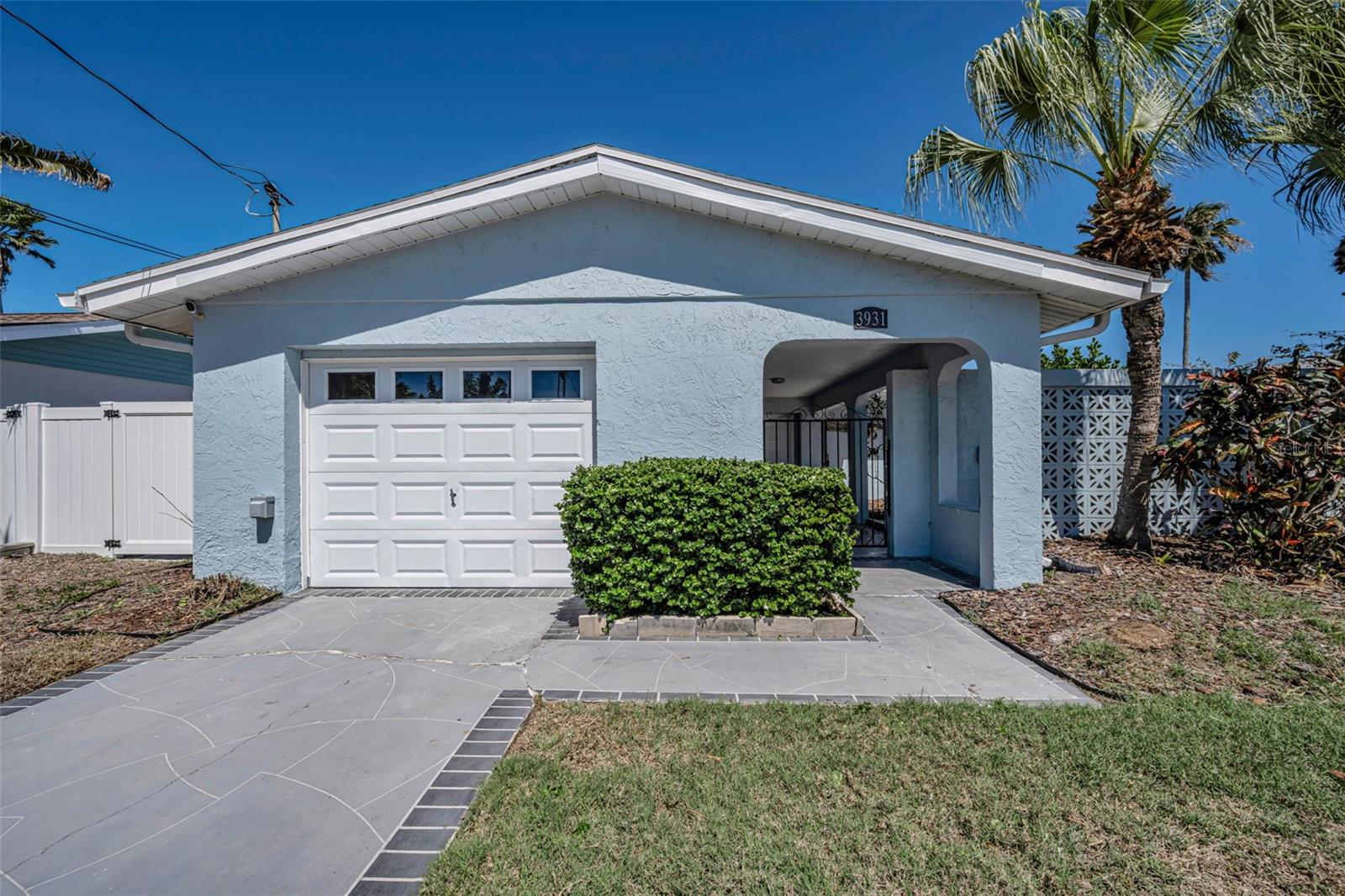 3931 HEADSAIL DR, NEW PORT RICHEY, FL — photo 2