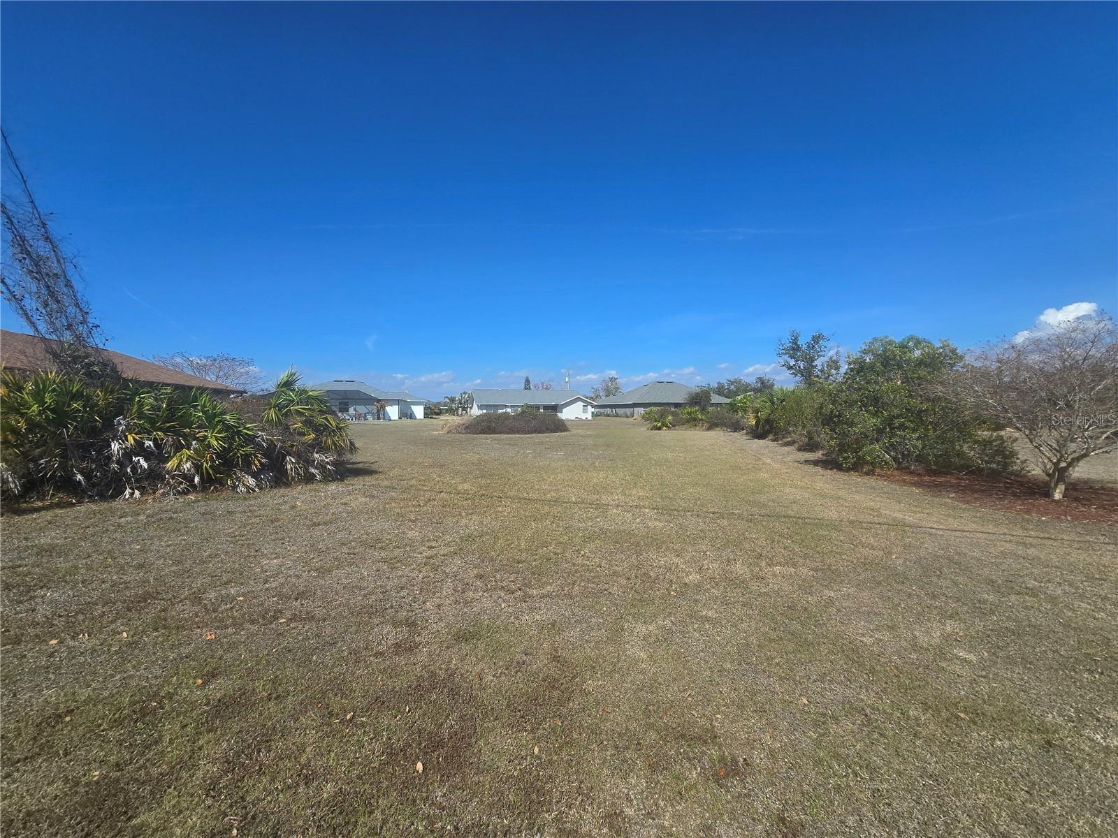 154 SANTOS DR, PUNTA GORDA, FL