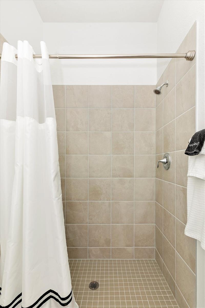 12733 TULUM LOOP, VENICE, FL — photo 45