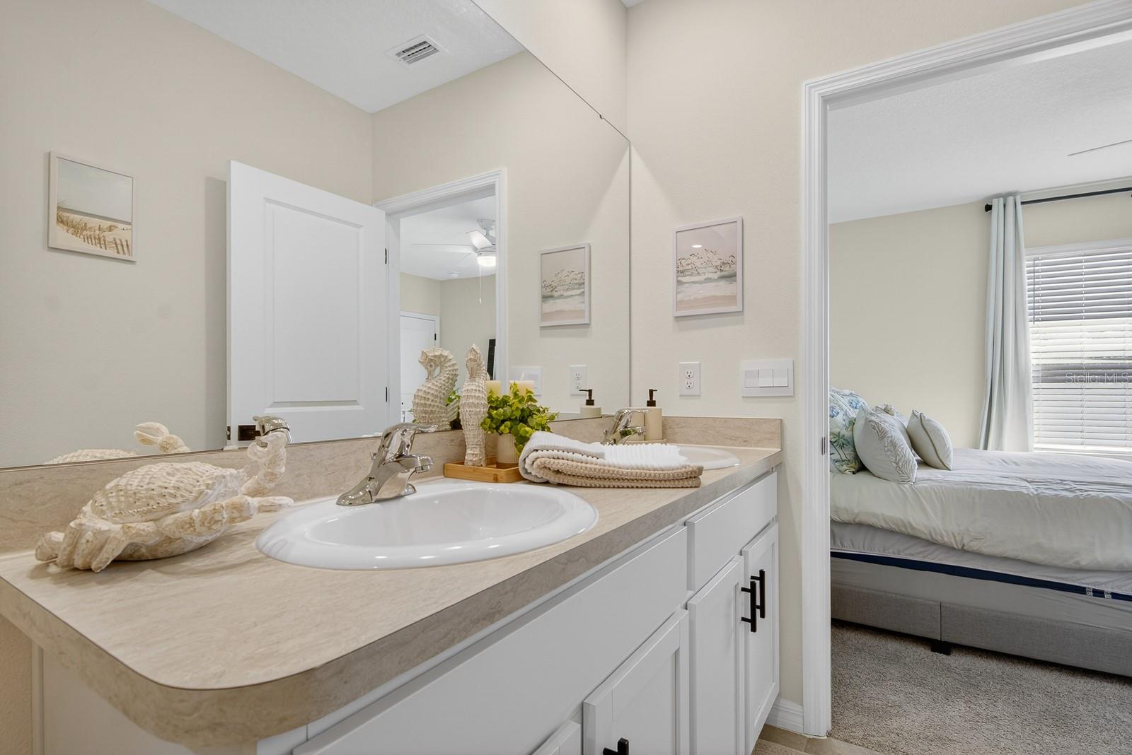 350 MANGROVE SHADE CIR, APOLLO BEACH, FL — photo 18