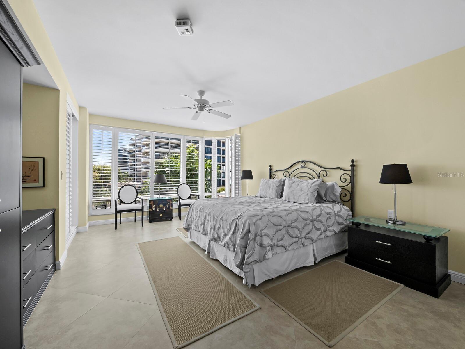 455 LONGBOAT CLUB RD #402, LONGBOAT KEY, FL — photo 14