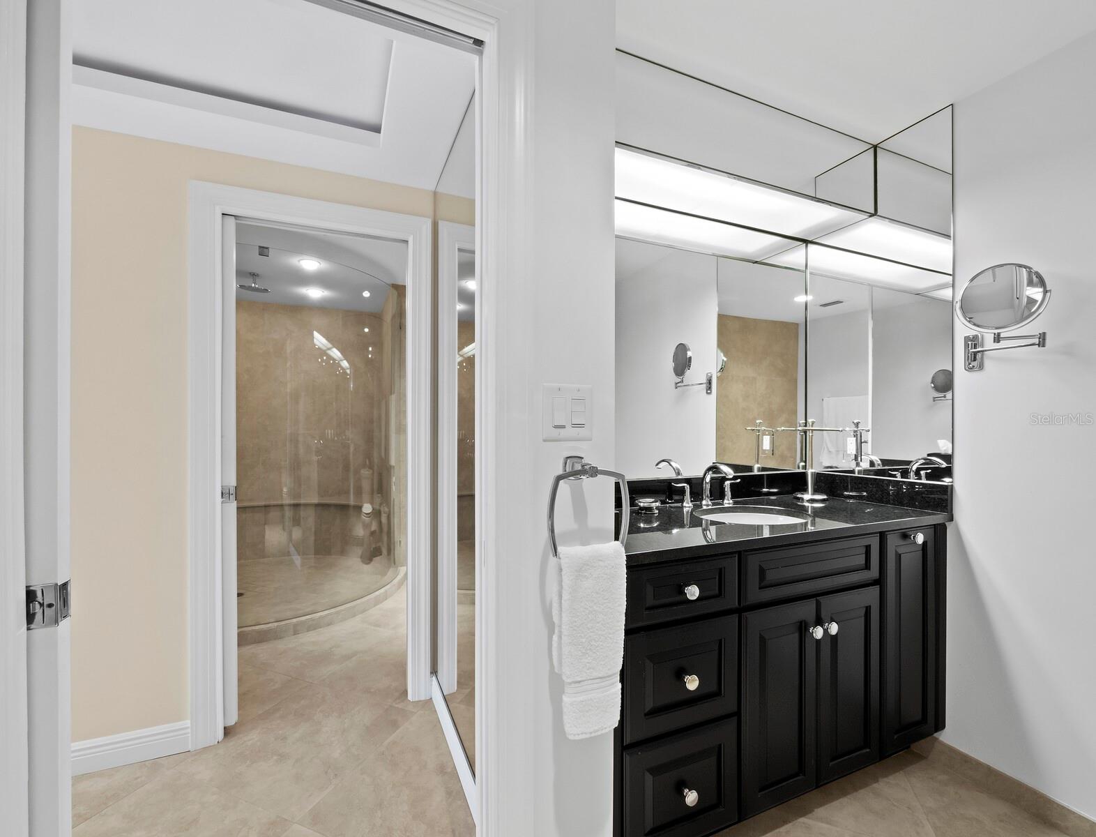 455 LONGBOAT CLUB RD #402, LONGBOAT KEY, FL — photo 16