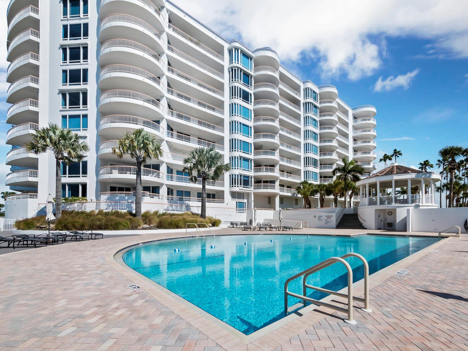 455 LONGBOAT CLUB RD #402, LONGBOAT KEY, FL — photo 32