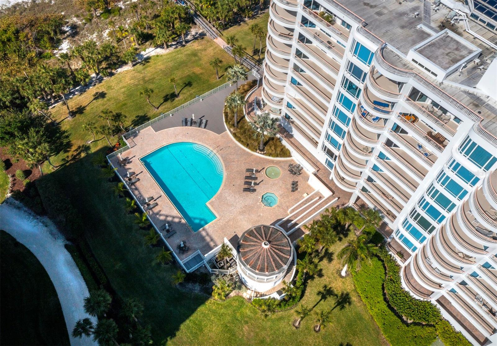 455 LONGBOAT CLUB RD #402, LONGBOAT KEY, FL — photo 35