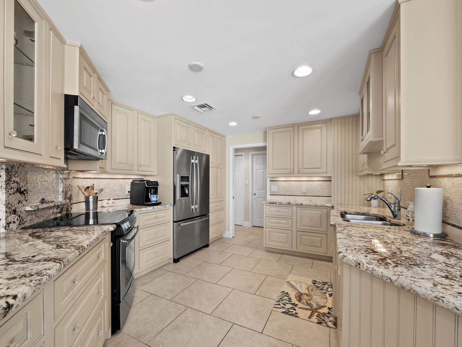 1211 GULF OF MEXICO DR #709, LONGBOAT KEY, FL — photo 19