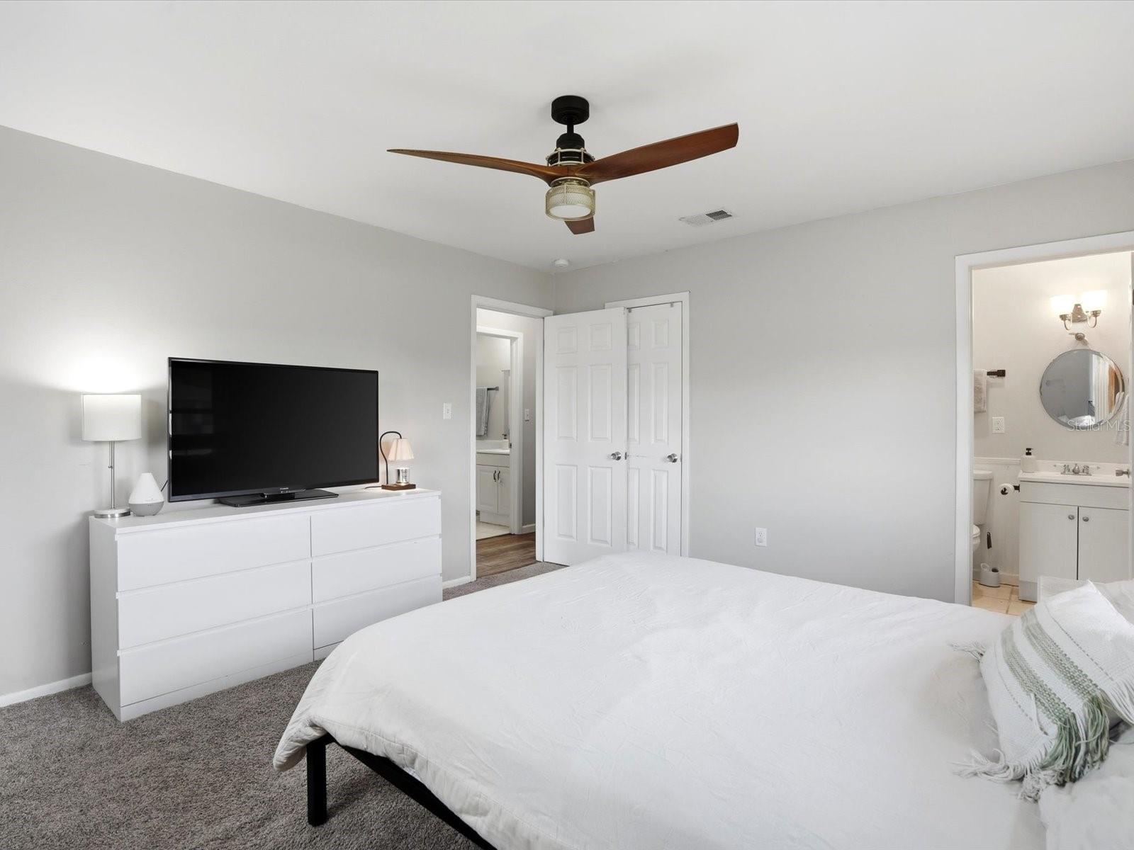 755 HARTFORD DR NW, PORT CHARLOTTE, FL — photo 13