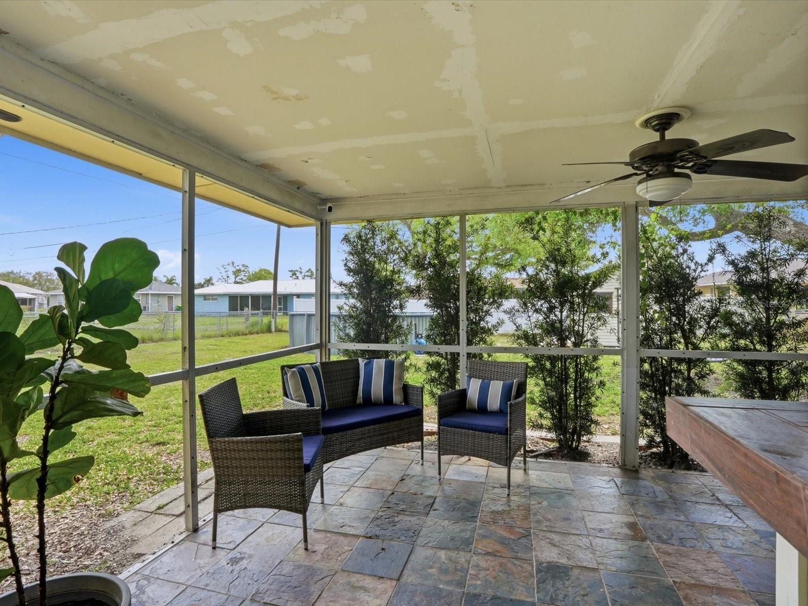 755 HARTFORD DR NW, PORT CHARLOTTE, FL — photo 18