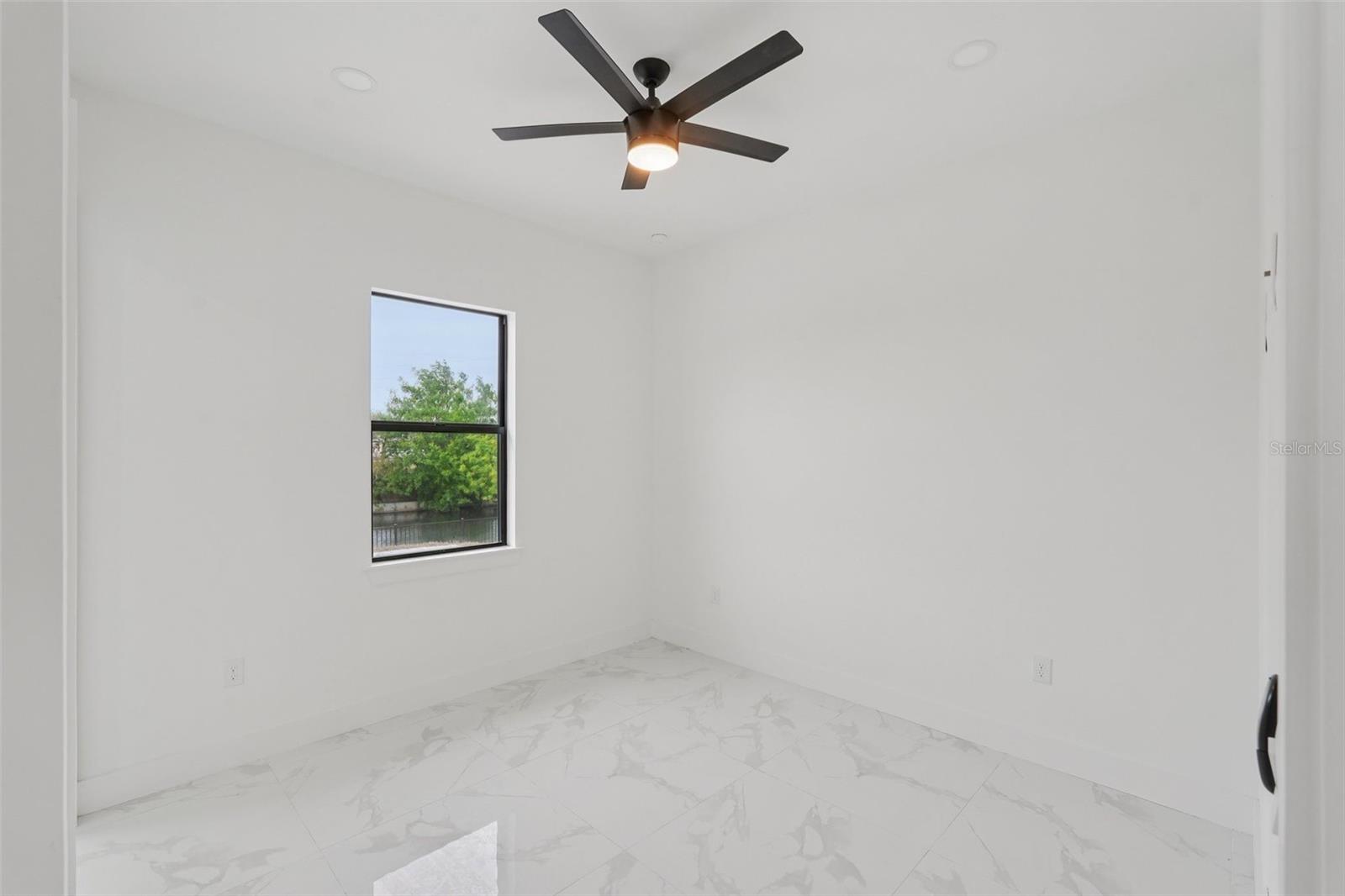 12 SE 17TH AVE, CAPE CORAL, FL — photo 23