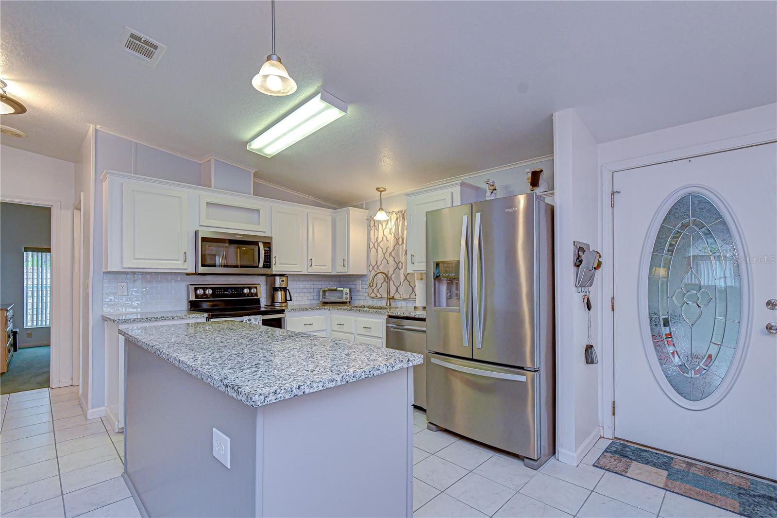 37232 NEUKOM AVE, ZEPHYRHILLS, FL — photo 16