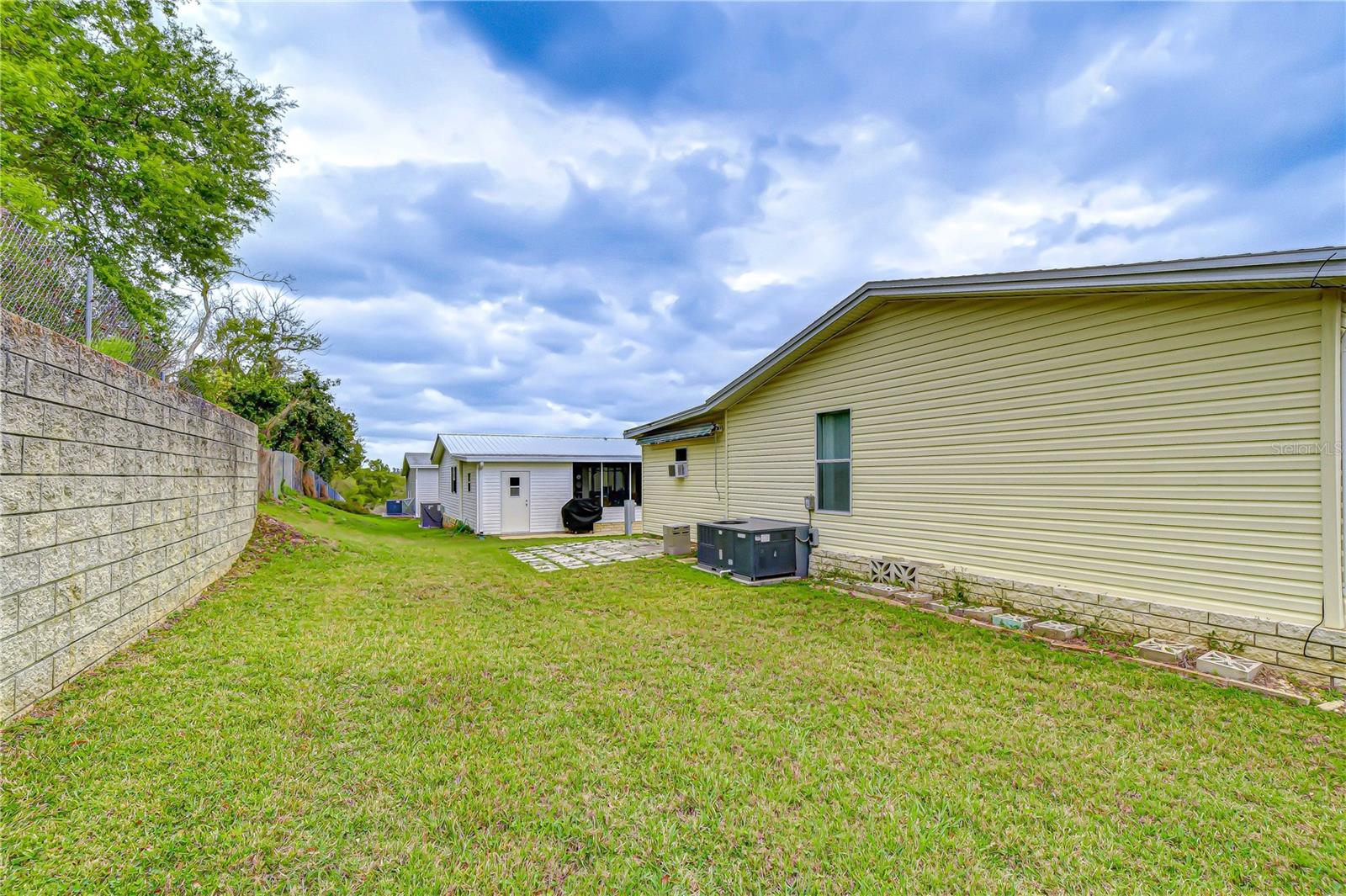 37232 NEUKOM AVE, ZEPHYRHILLS, FL — photo 61