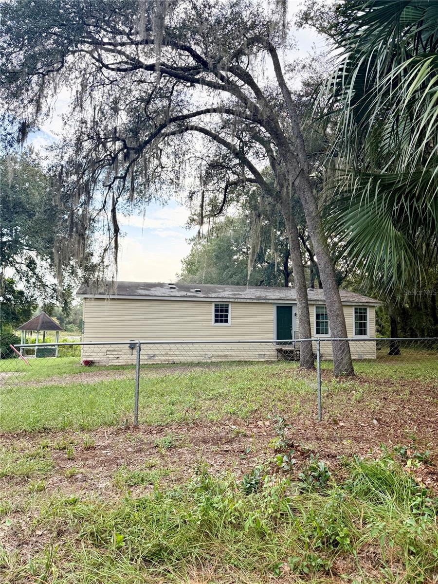 5756 NE 165TH TERRACE RD, SILVER SPRINGS, FL