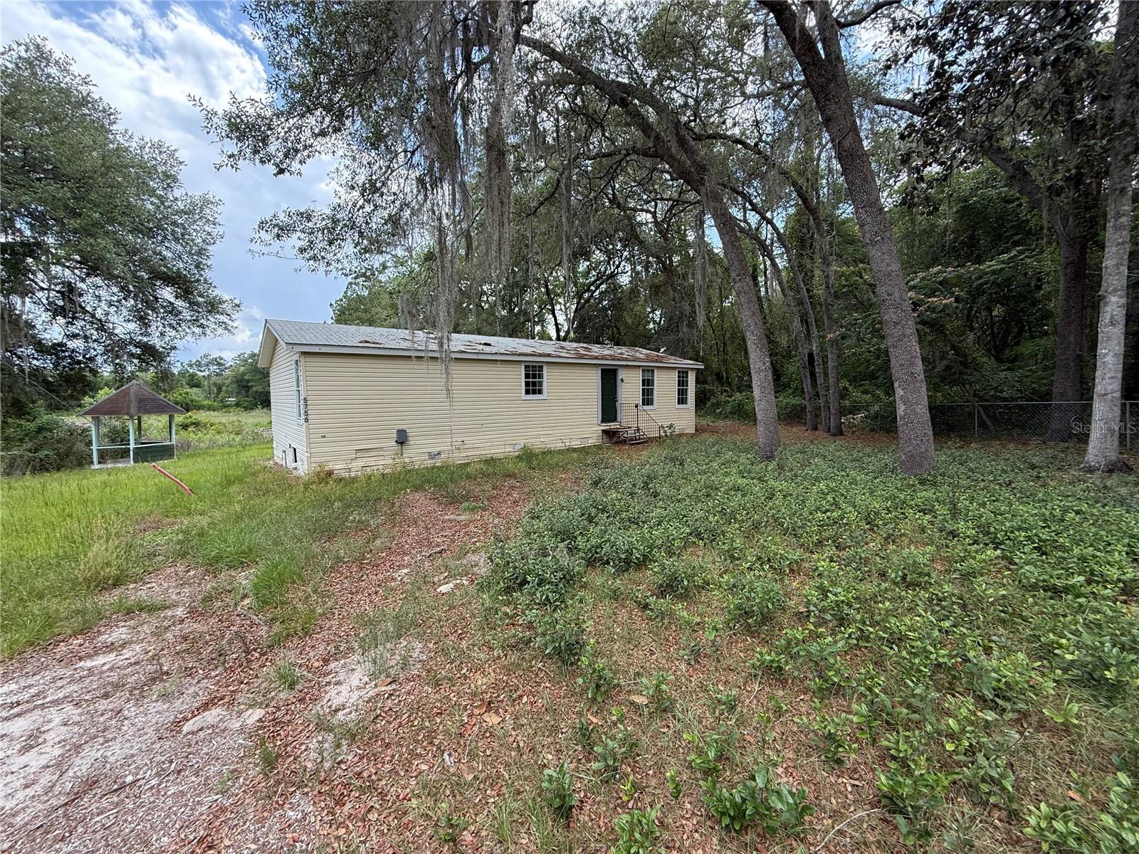 5756 NE 165TH TERRACE RD, SILVER SPRINGS, FL — photo 31
