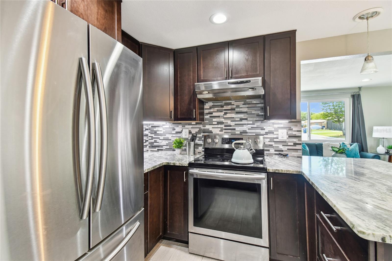 3257 MASONVILLE LOOP, HOLIDAY, FL — photo 11