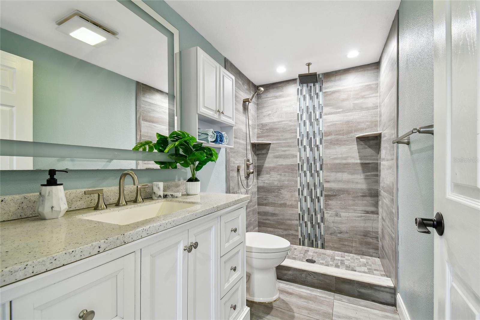 3257 MASONVILLE LOOP, HOLIDAY, FL — photo 21