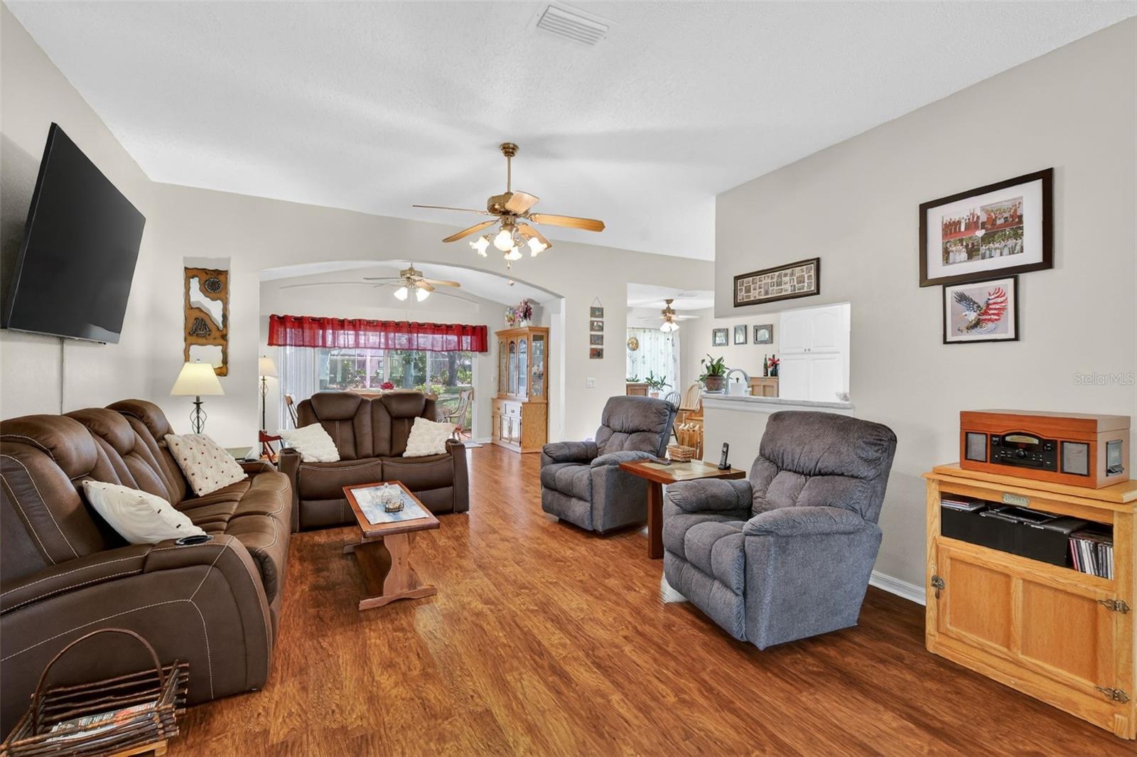 21811 KING HENRY AVE, LEESBURG, FL — photo 35