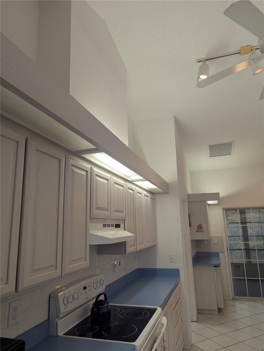 10816 SW 83RD AVE, OCALA, FL — photo 15