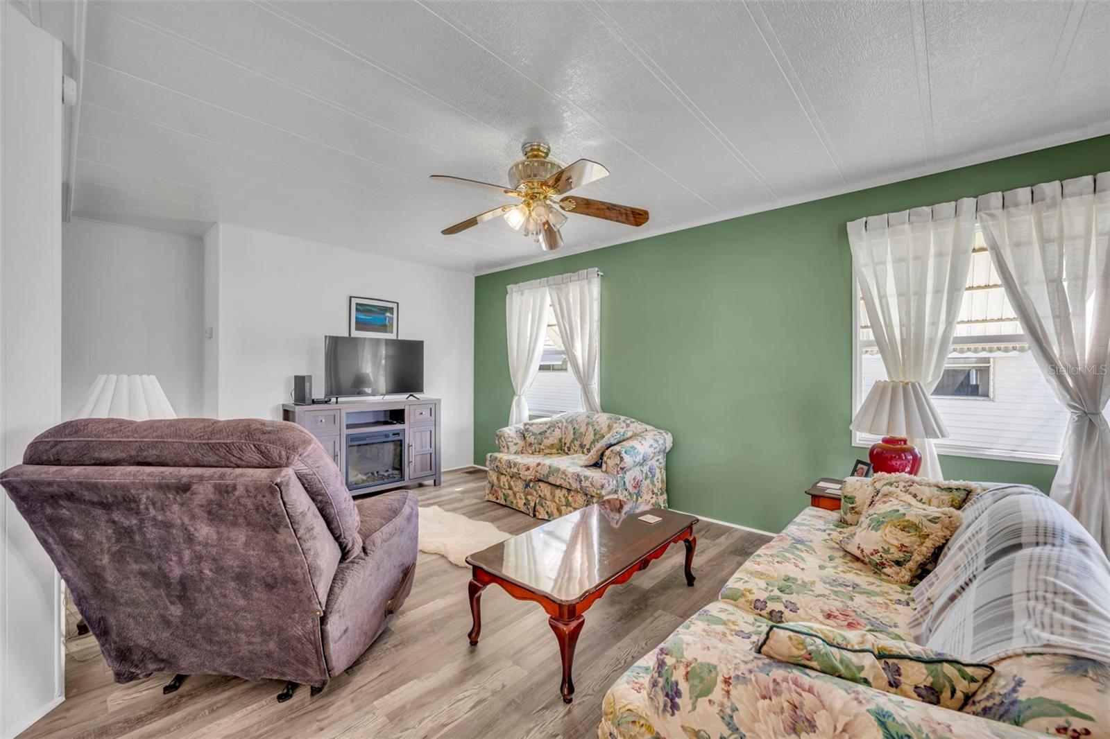 180 PARADISE N, LEESBURG, FL — photo 12