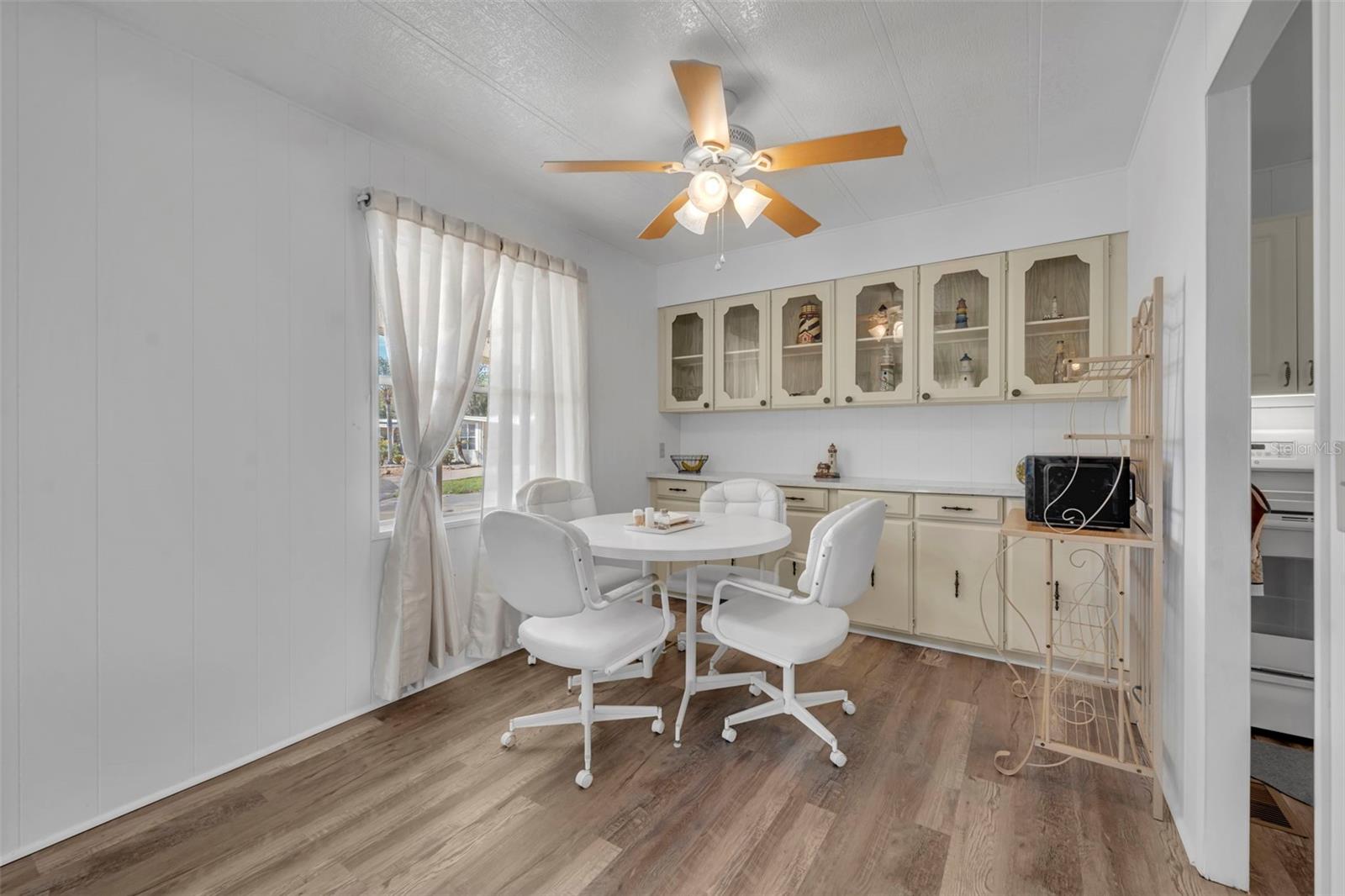 180 PARADISE N, LEESBURG, FL — photo 17