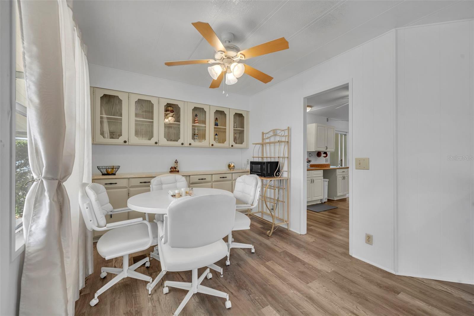 180 PARADISE N, LEESBURG, FL — photo 20