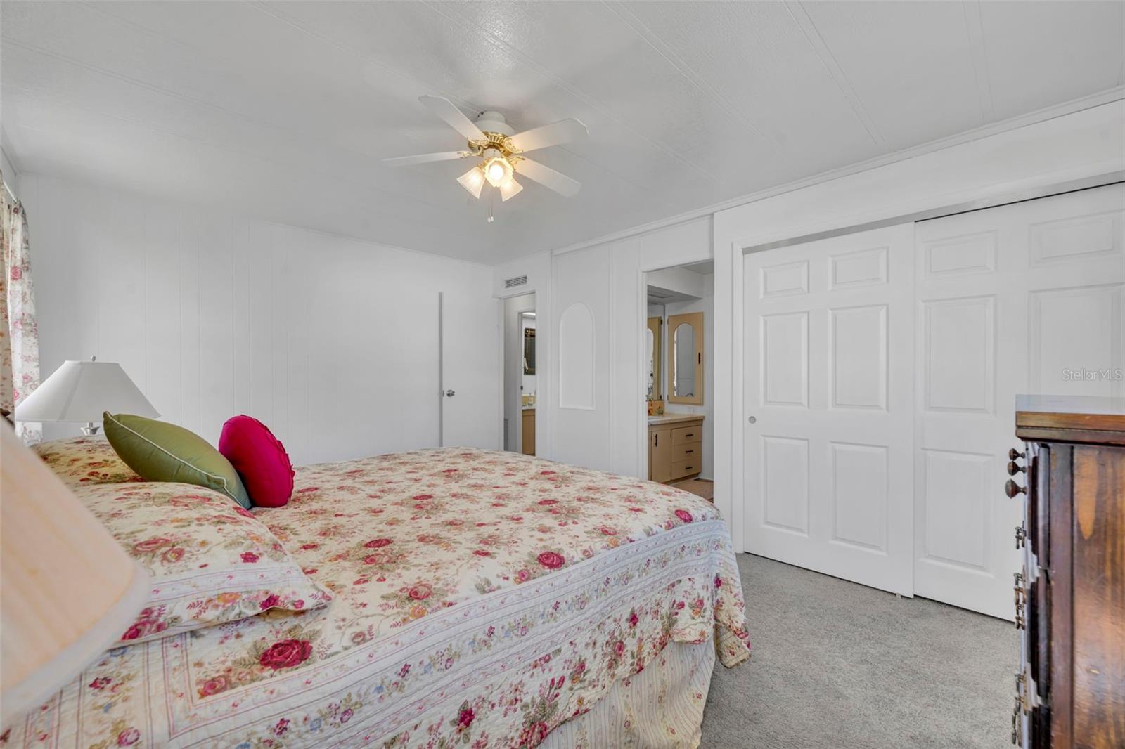 180 PARADISE N, LEESBURG, FL — photo 40