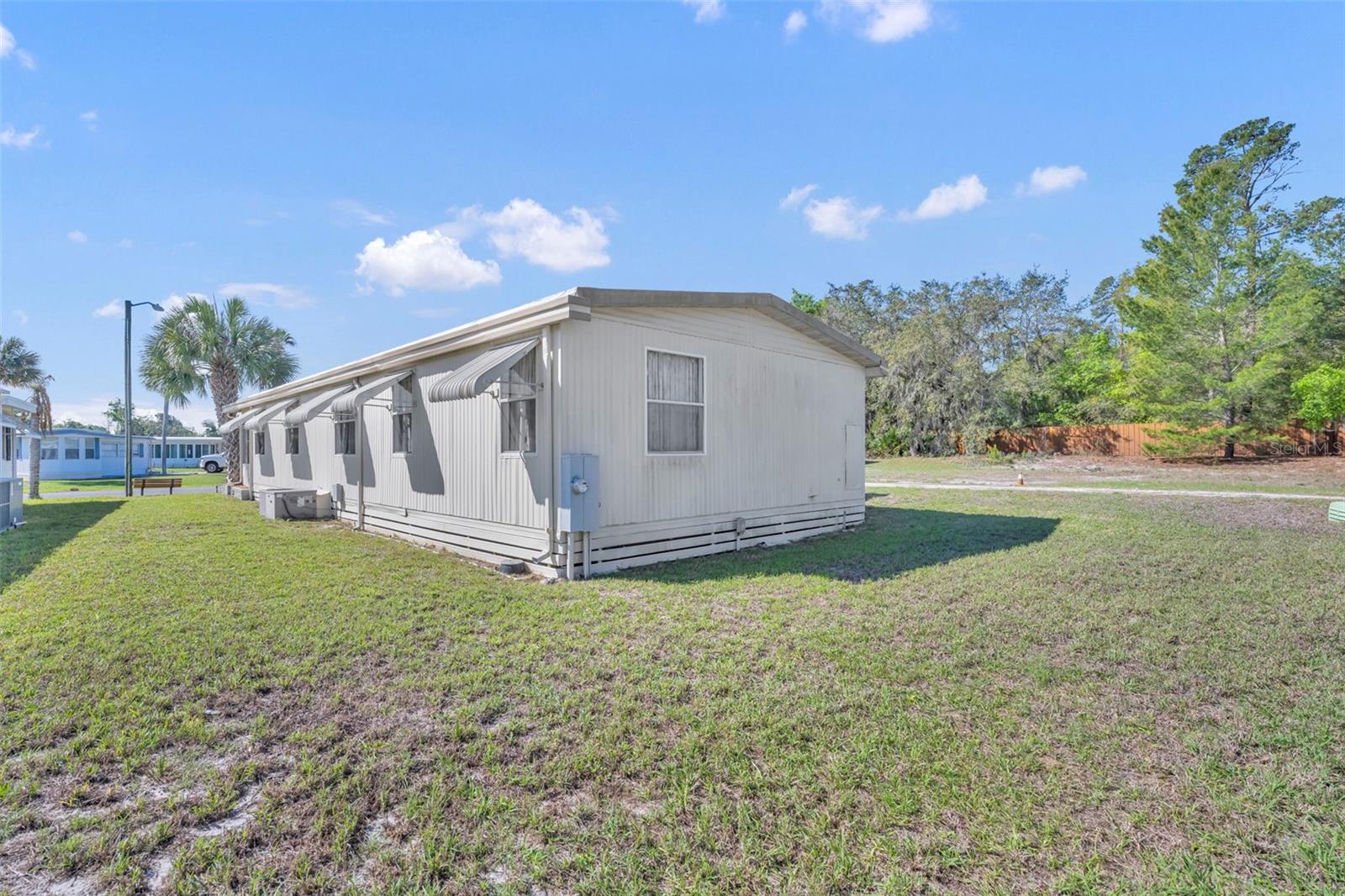 180 PARADISE N, LEESBURG, FL — photo 53