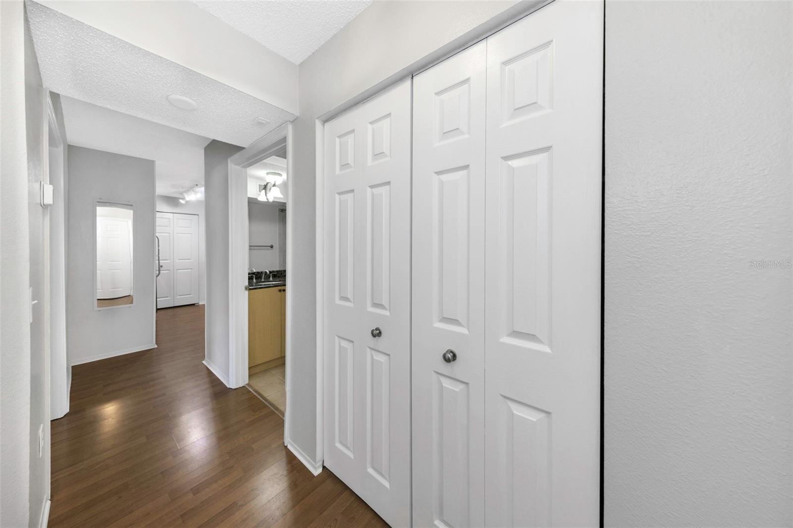 2400 FEATHER SOUND DR #412, CLEARWATER, FL — photo 6